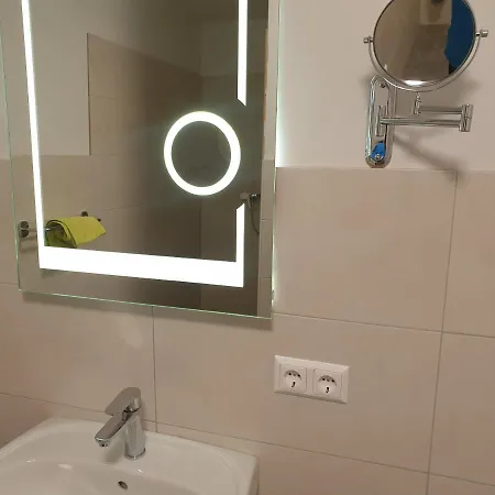 Workers Appartements Kreuzwirt 3*